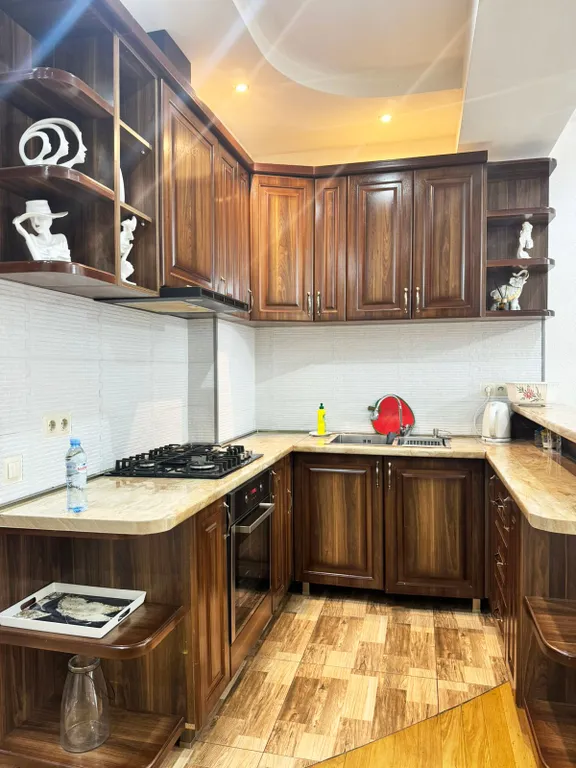 Двукомнатная квартира в бизнес  центре