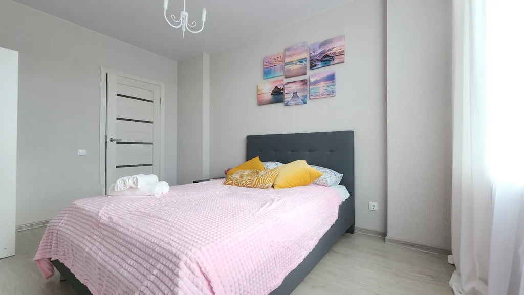 Двушка с видом на детскую площадку