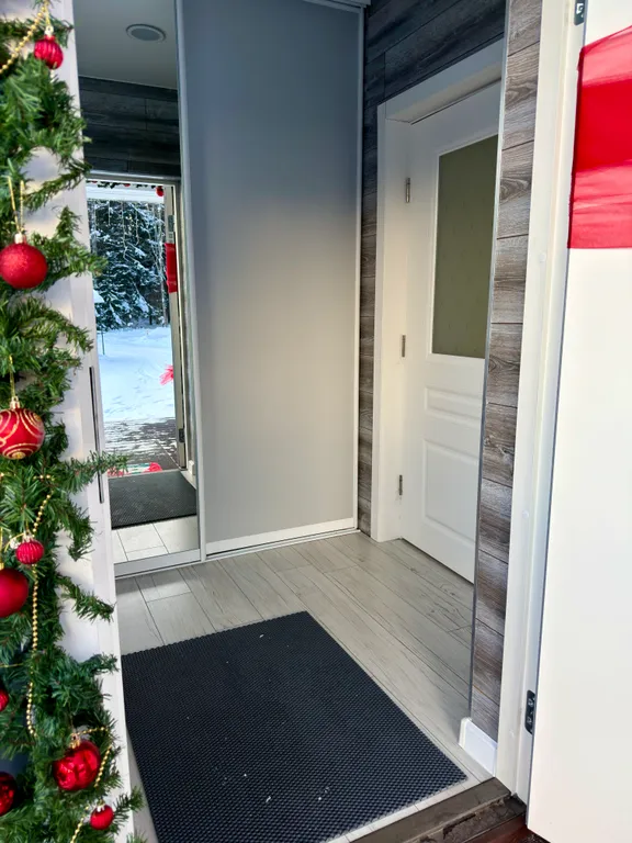 Загородный дом с сауной Hengikarelia, теплый, солнечный, как дома