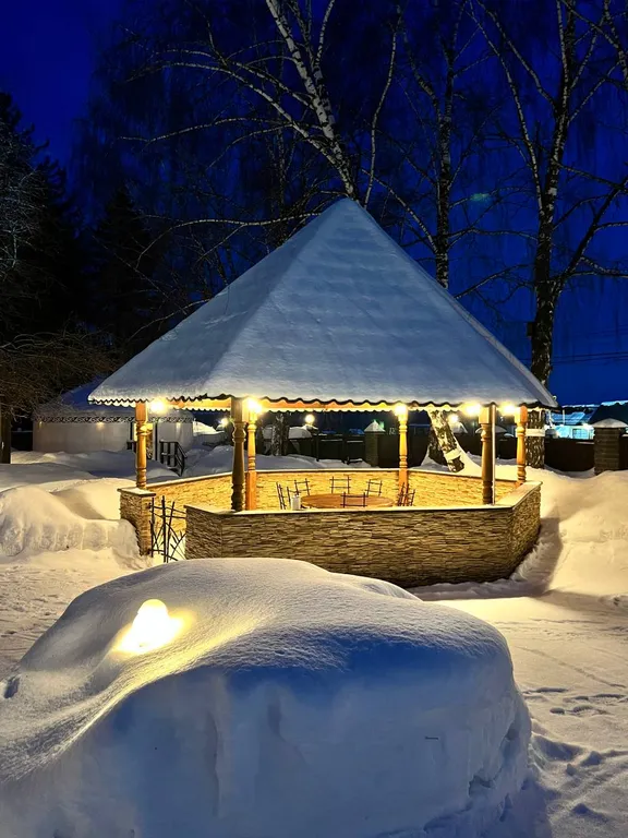 Этно-юрта в усадьбе Золотой лев