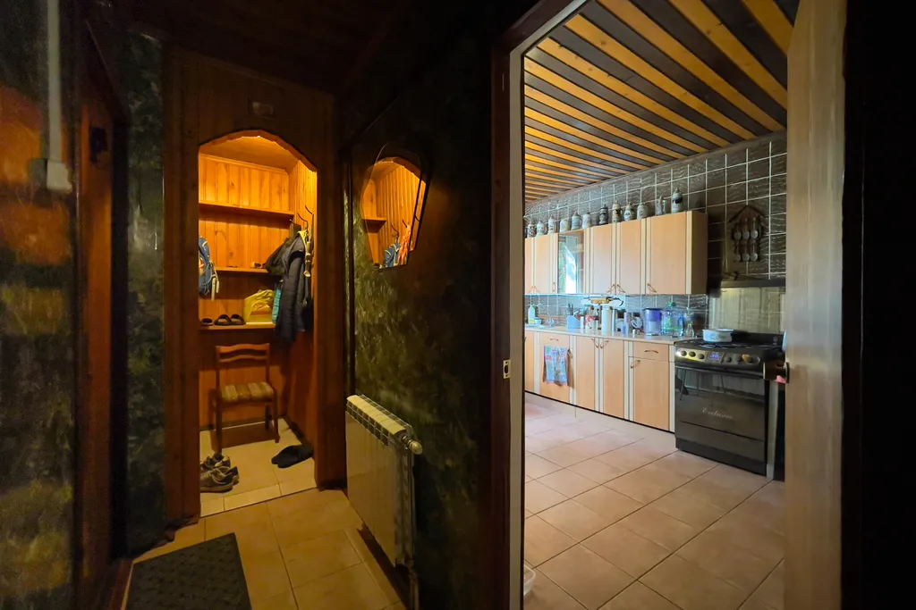 Коттедж Домик между обрывом и маяком — Лебяжье