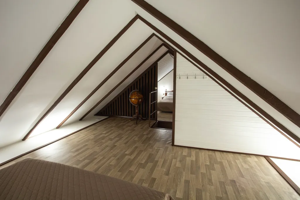 Уютный дом у реки с банным комплексом и бассейном