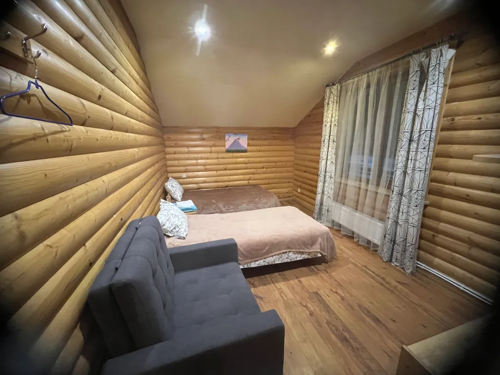 Дом в Громово на берегу озера Суходольское