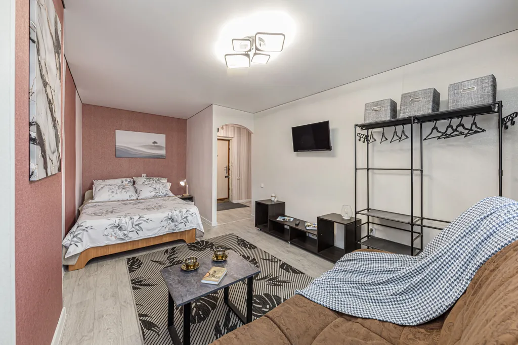 Квартира с новым оригинальным ремонтом, начало Комсомольского проспекта — аренда посуточно в Челябинск