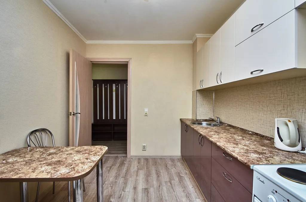 Квартира с евроремонтом в районе Лагерного сада