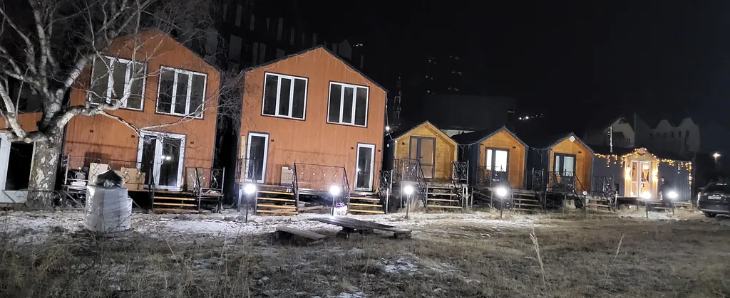 Коттедж Домик с террасой и балконом над рекой — Терскол