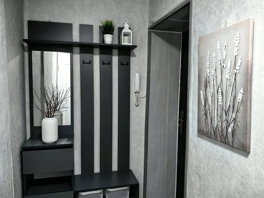 Двухкомнатная квартира в центре рядом с красивой набережной