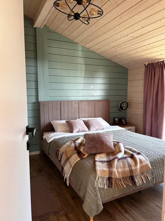 Туя пик Дом в Сорочанах с камином и баней на дровах