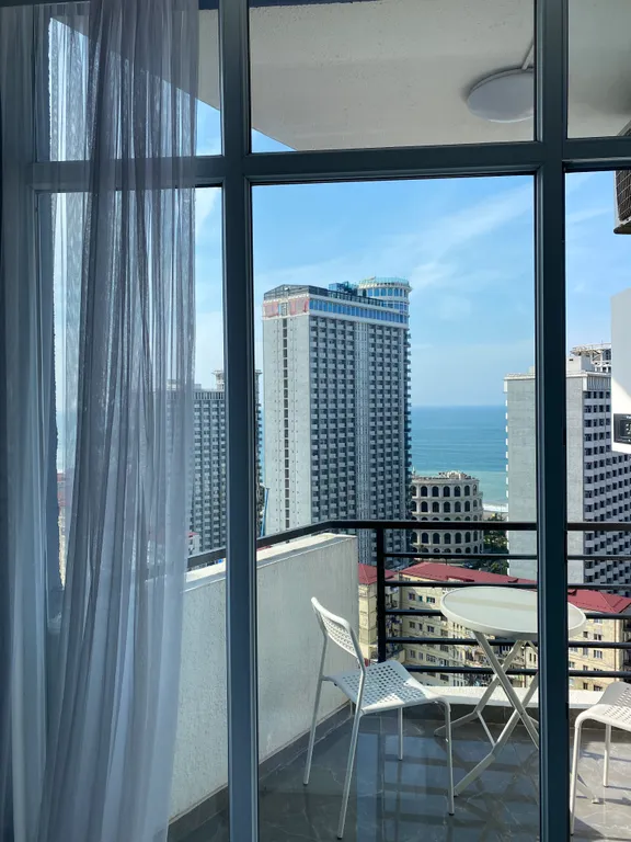 Квартира-студия у самого моря для наслаждения видом и комфортом