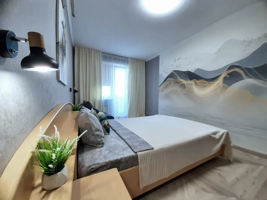 Большая квартира с отдельной кухней в тихом центре