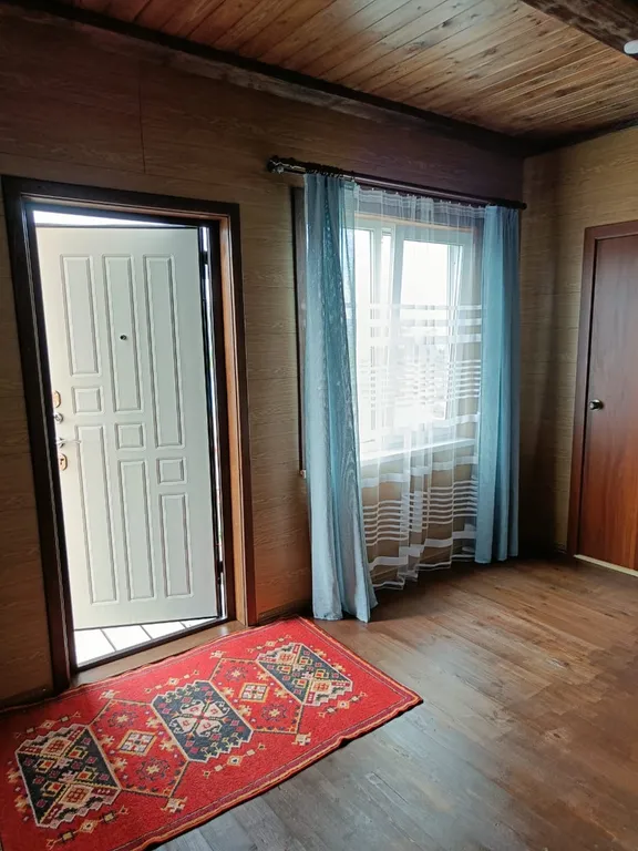 Дом у озера