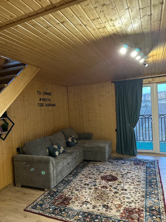 Гостевой дом с видом на водопад