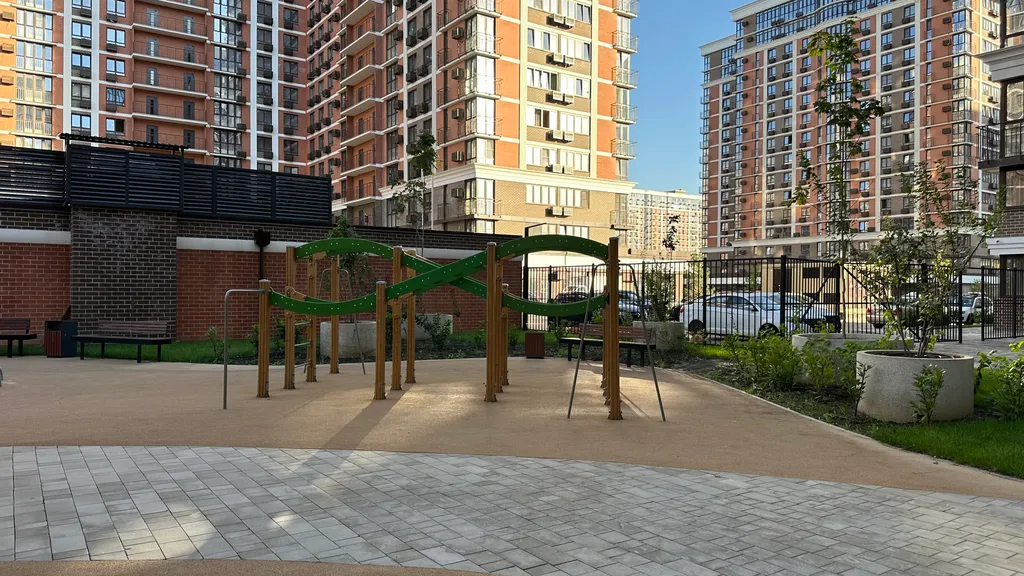 Жёлтая квартира Беличенко 92к4