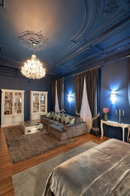 Роскошная квартира премиум класса с видом на Неву