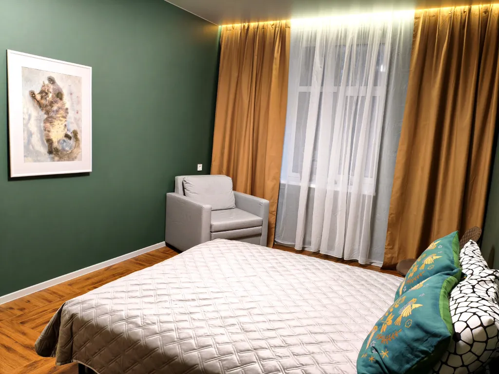 Просторная квартира в центре у озера