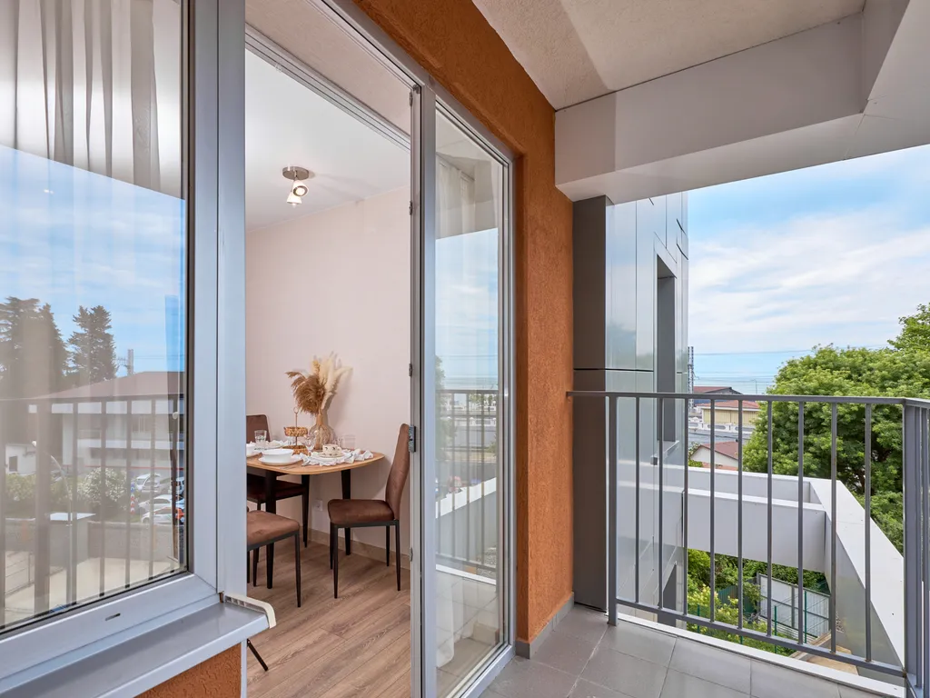 Двухкомнатная квартира с прямым видом на море в ЖК Каравелла Портигали