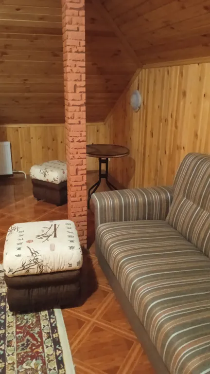 Квартира Отдельная большая комната, интернет и связь всегда — аренда посуточно в Псков