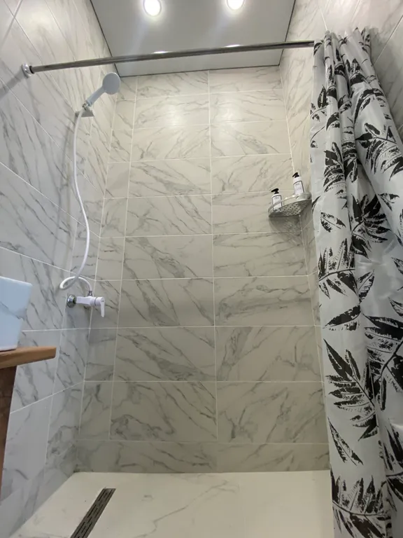 Квартира Апартаменты улучшенный номер Люкс с балконом с видом на море — Анапа