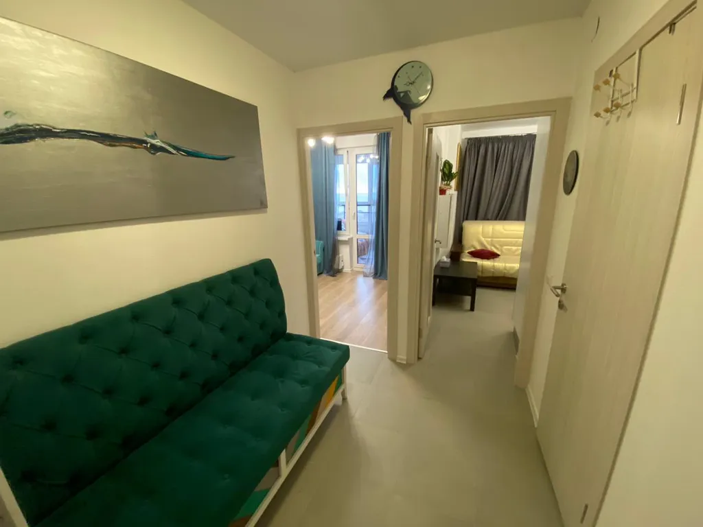 Однушка с видом на море