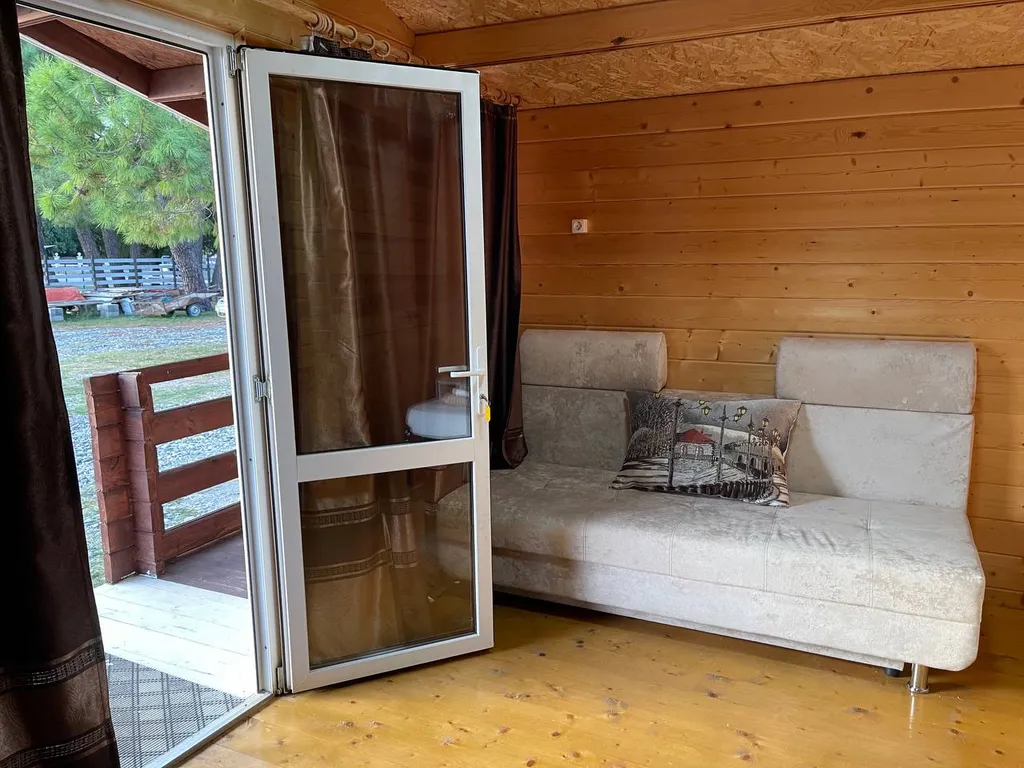 Трёхместный домик эко на берегу черного моря