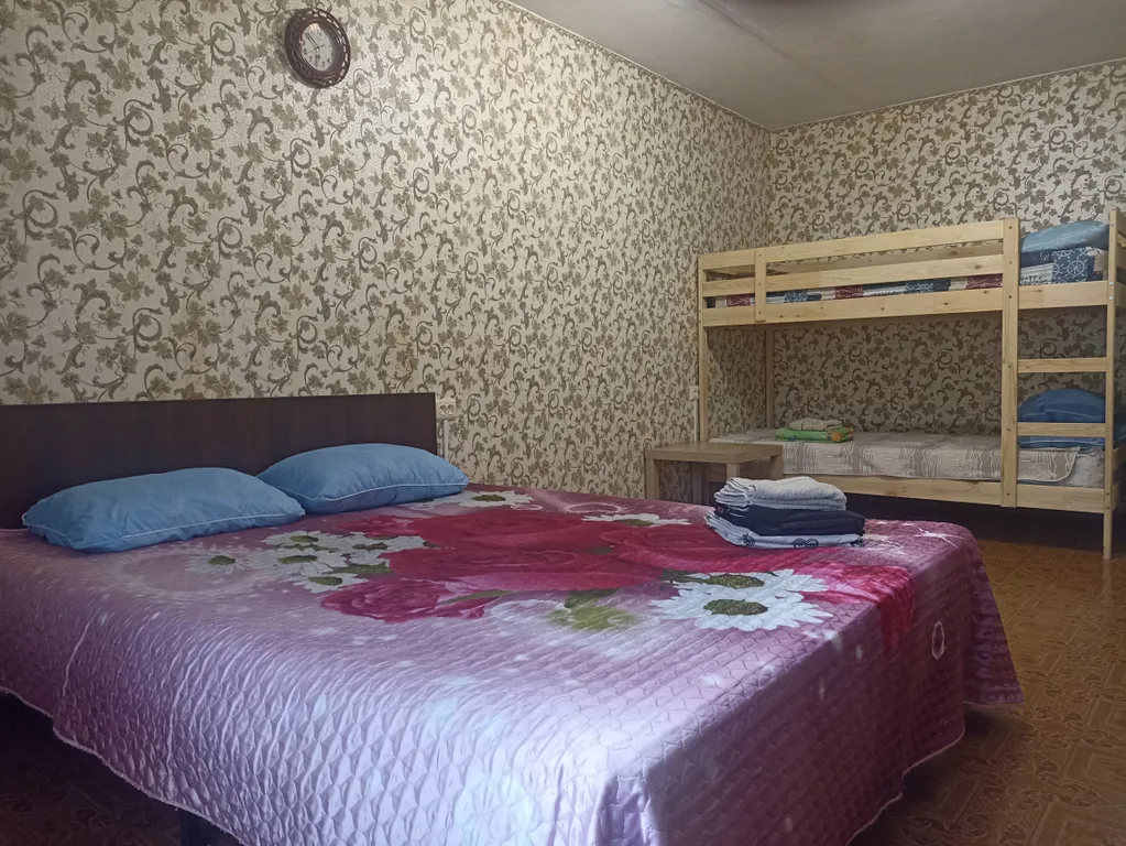 1-комнатная квартира, 2 кровати