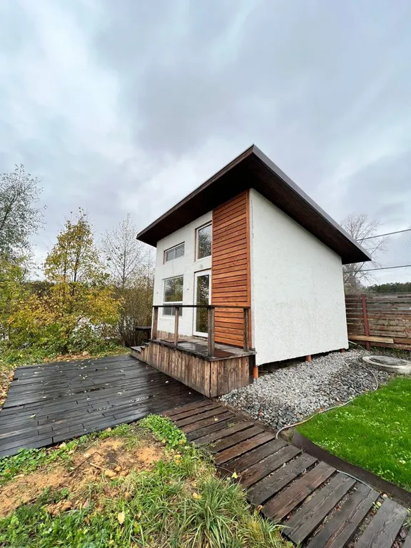 Коттедж Дом на берегу озера с камином — Казань