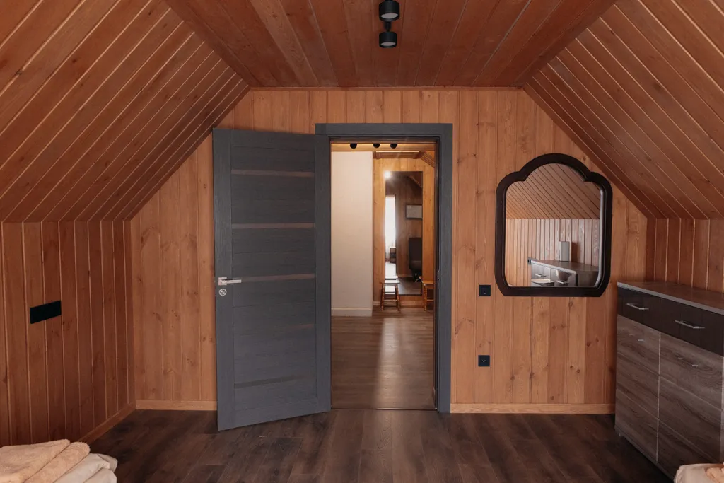 6-комнатный Дом