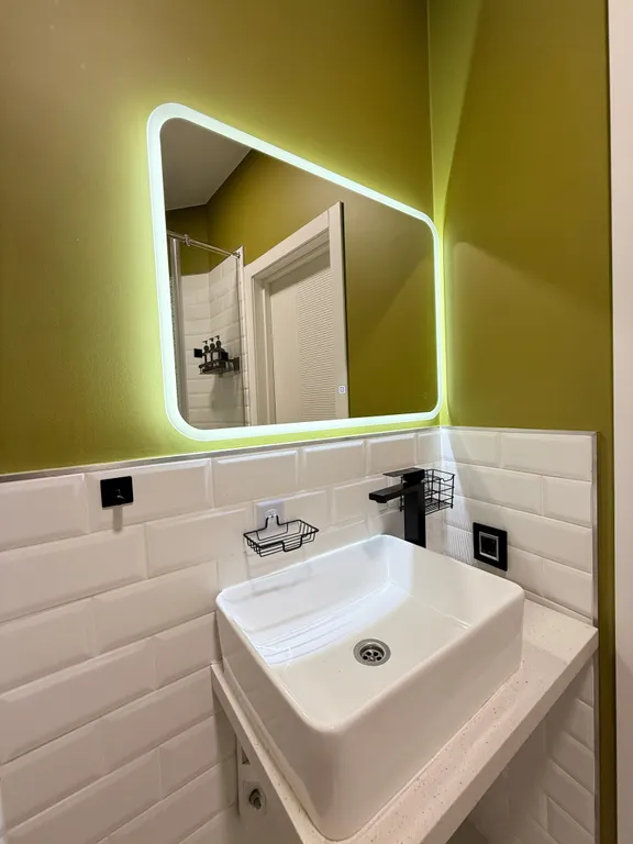 Апартаменты в 3 минутах до пляжа с видом на горы