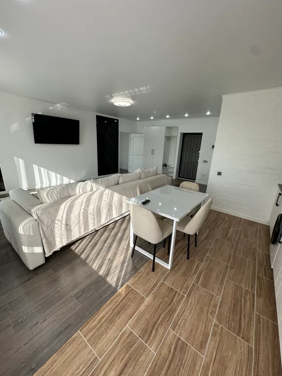 Апартаменты на Академической №20