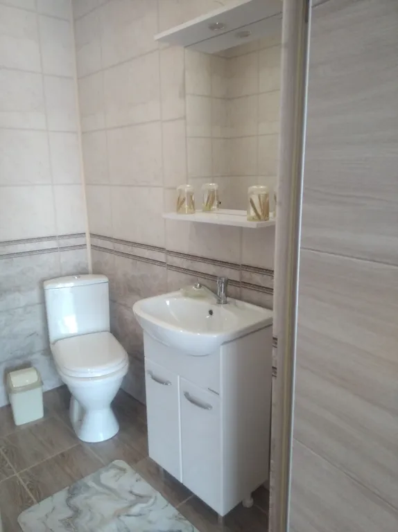 Квартира Комната в новом коттедже с террасой и отдельным двором — Геленджик