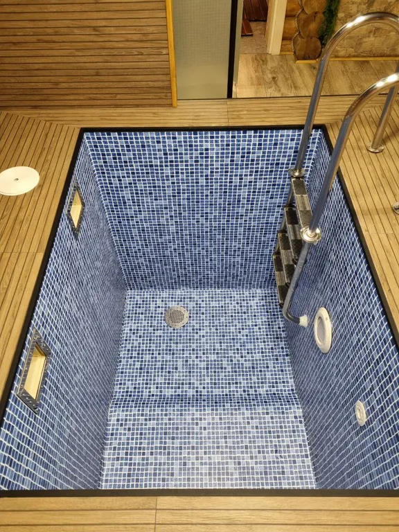 Коттедж с термальным бассейном и баней Green House