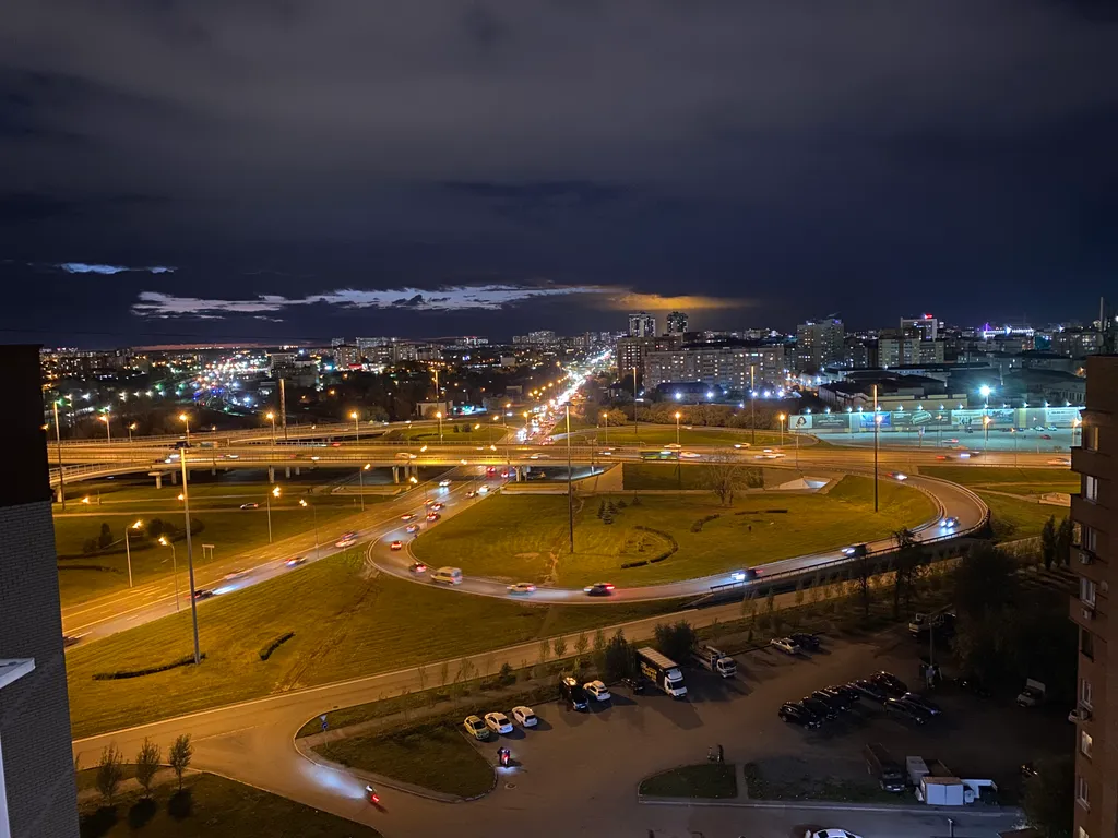 Квартира Просторная студия в центре города — Тюмень