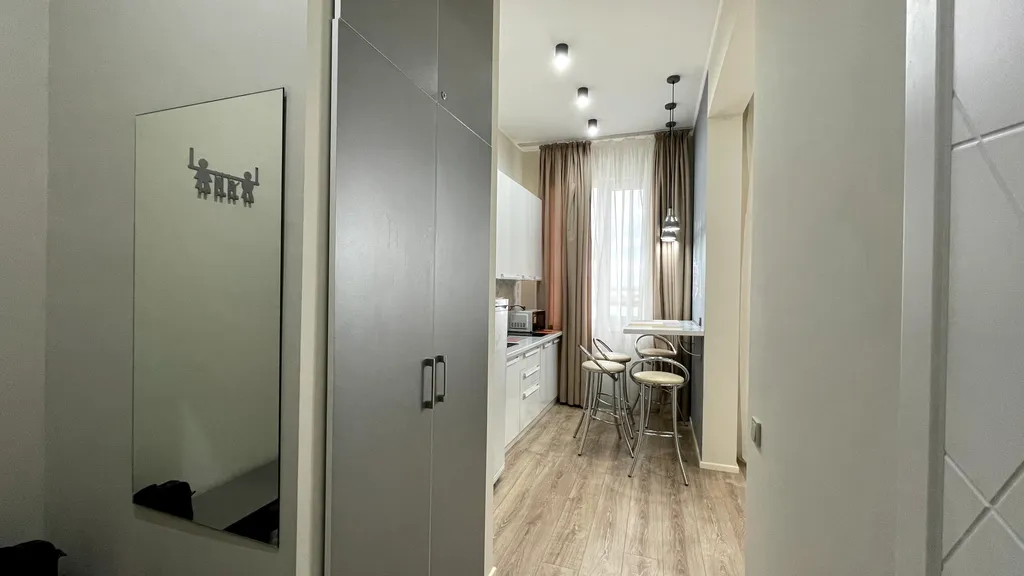 Квартира с балконом у моря