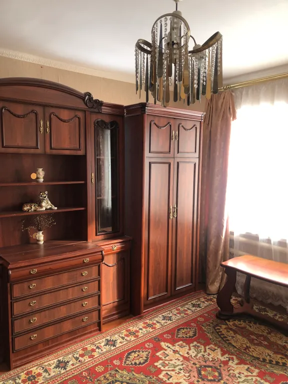 Просторный уютный дом со всеми удобствами недалеко от центра города