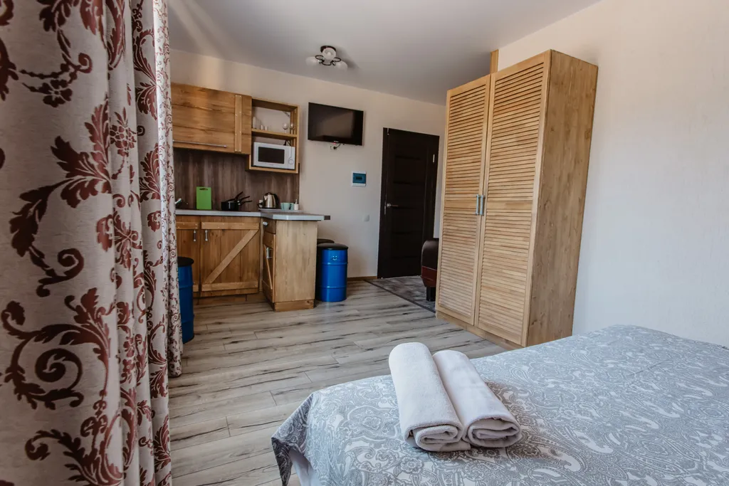 Студия # 3 с закрытой парковкой и мангалом