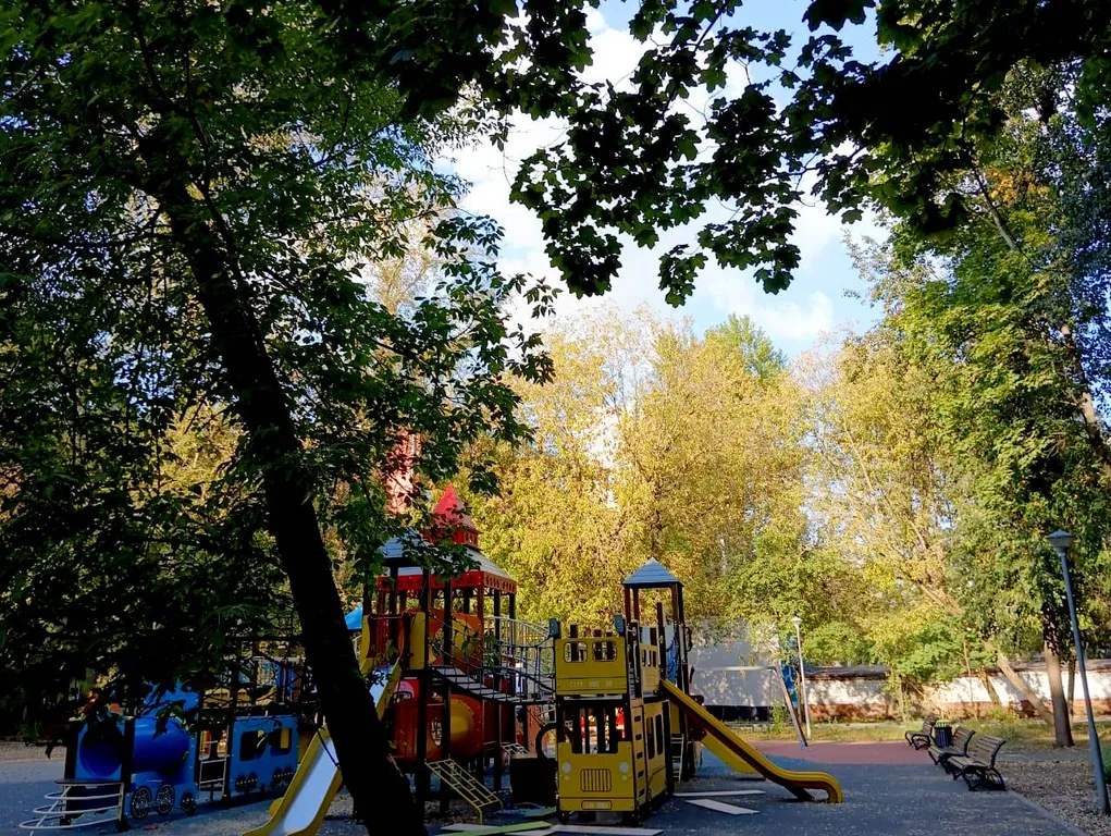 Квартира Просторная квартира рядом с метро — Москва