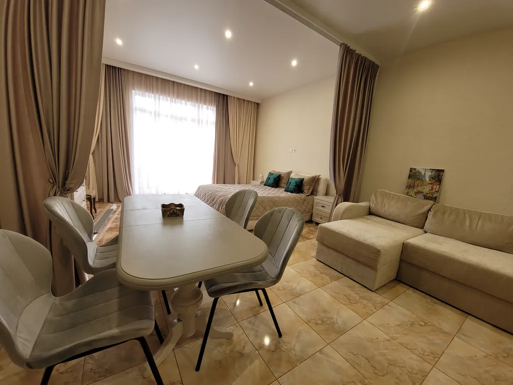 Аппартаменты  Еlla на первой линии