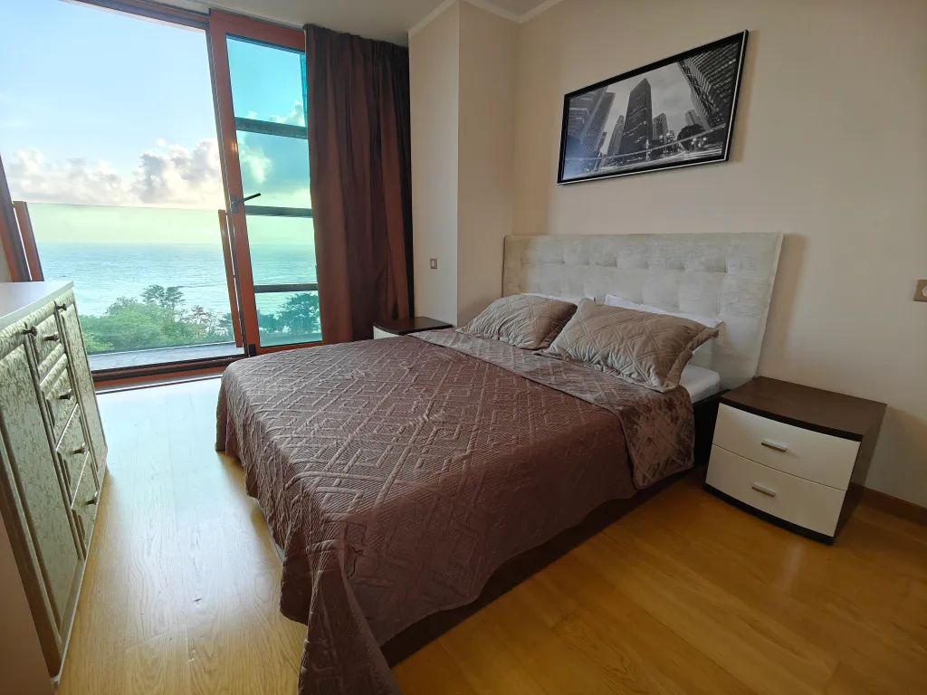 Видовая квартира в Золотой Бухте