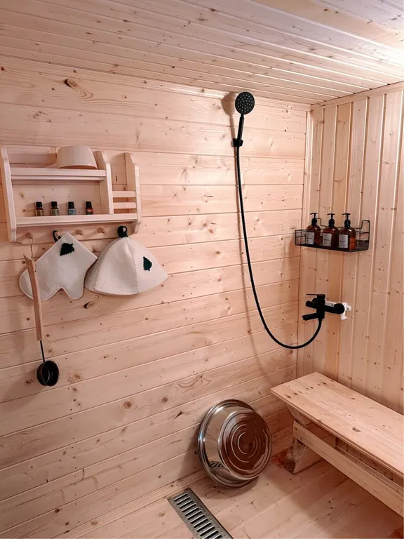 Домик в лесу с потрясающим видом из окна с банным комплексом