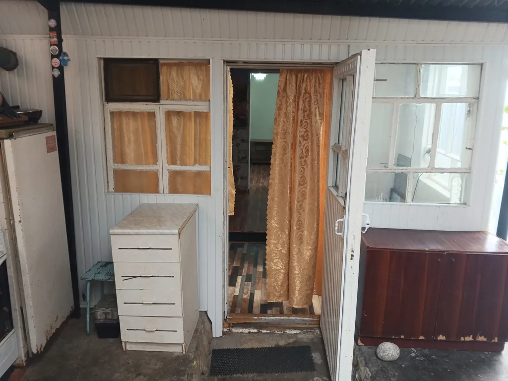 Коттедж Уютный домик через дорогу от моря — Сочи