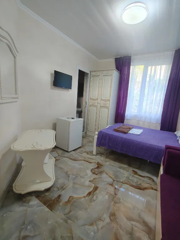 Квартира Комната — аренда посуточно в Лоо