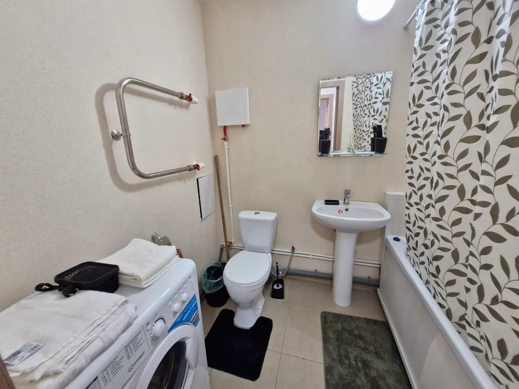 Светлая квартира по трассе М-4, рядом с Областной больницей и роддомом