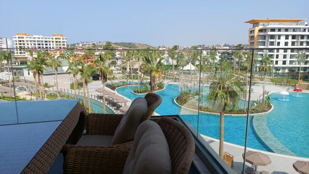 Квартира XL в Azura World Residence c лучшим видом