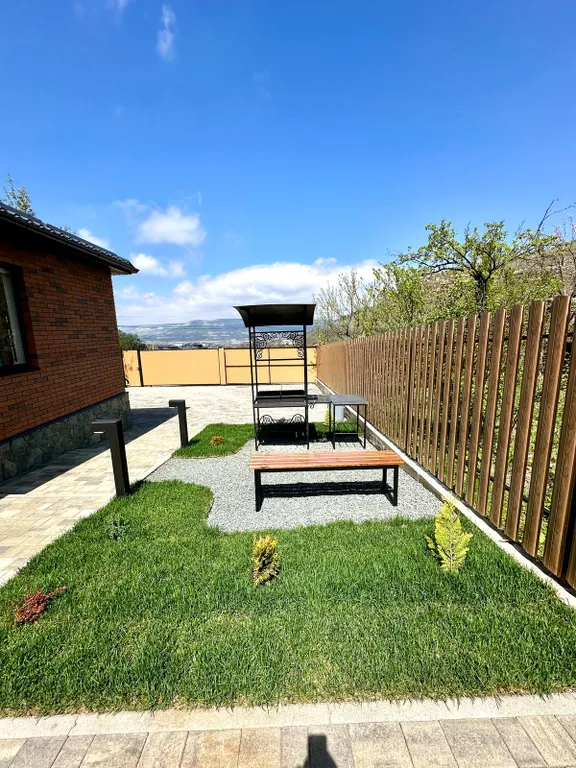 А-фрейм с видом на горы