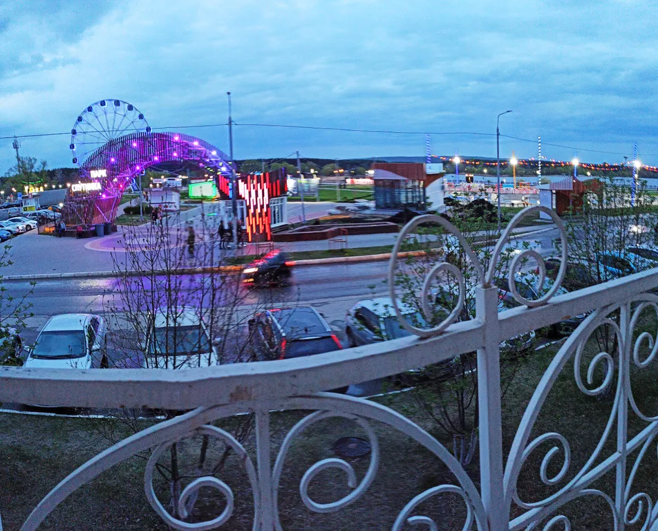 Квартира на набережной