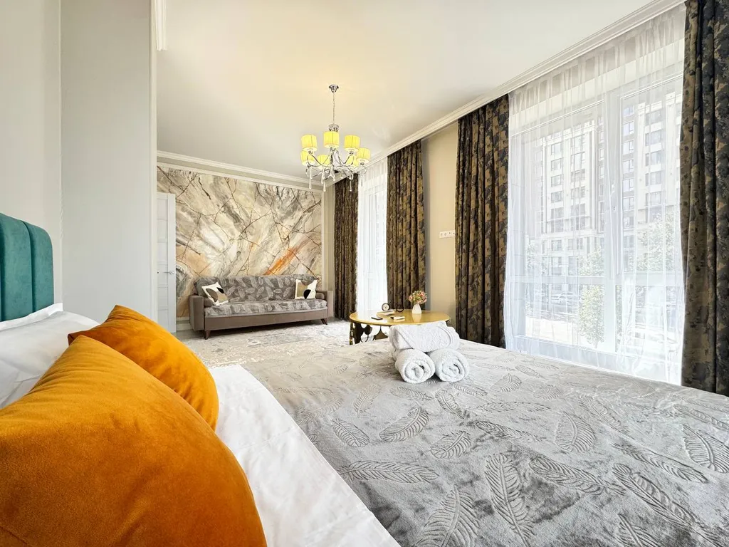 2-комнатная в жк 4you, рядом с тц Mega