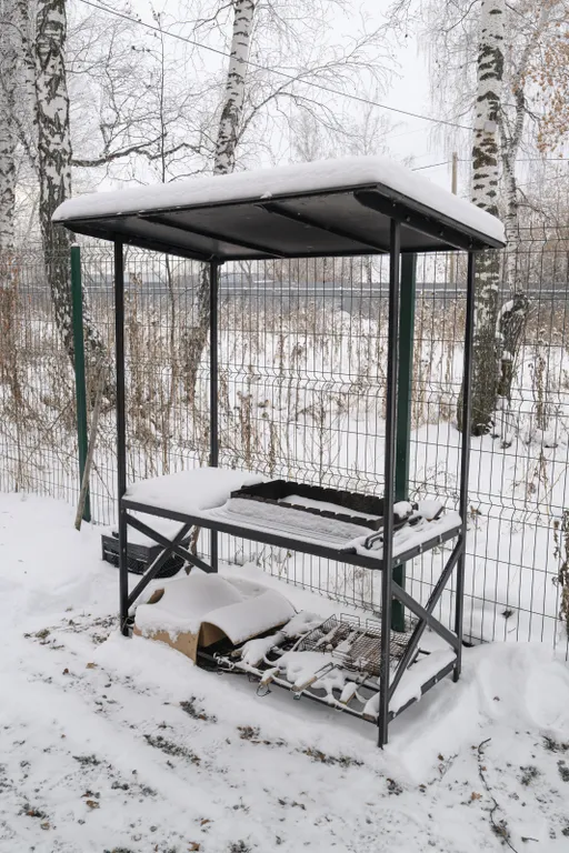 Дом с камином, баней и чаном в лесу у озера