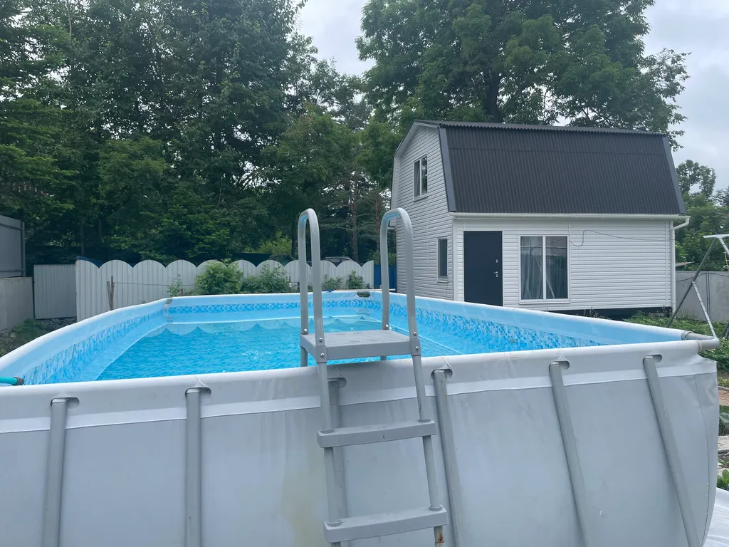 Уютный 2-этажный дом в лесном массиве с бассейном