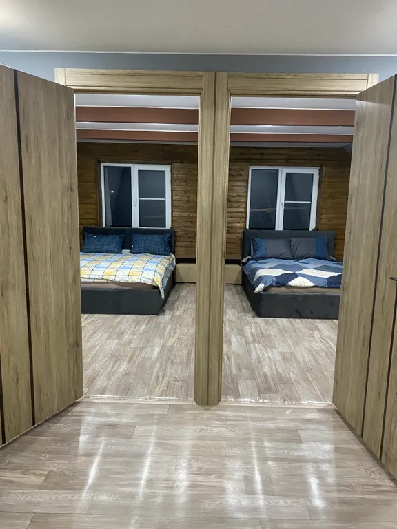 Дом на берегу залива реки Волга