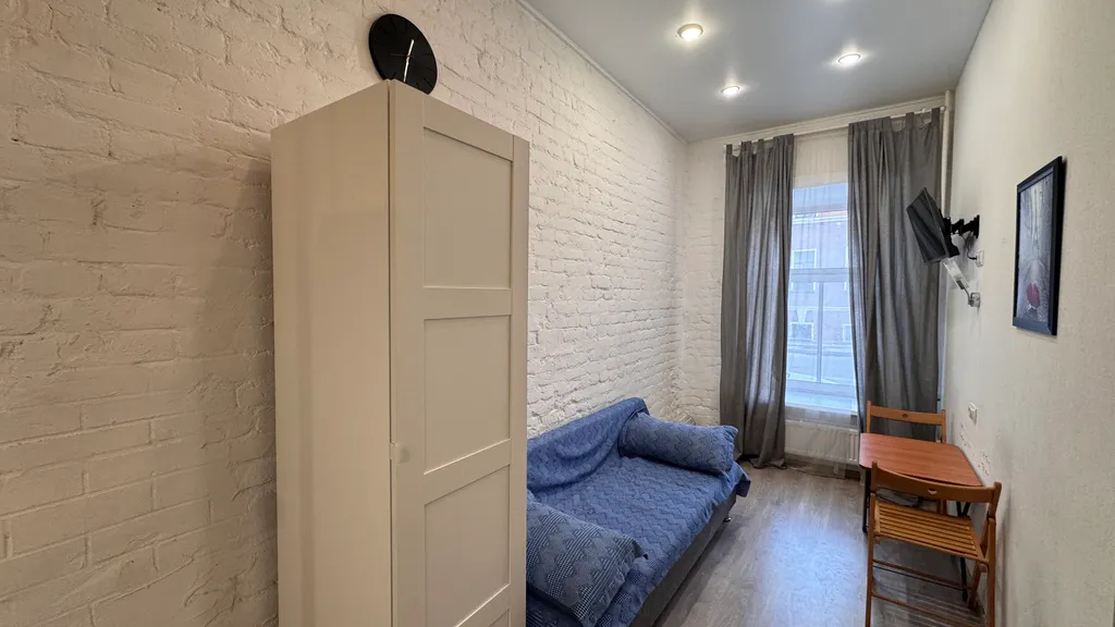 Двухуровневая квартира-студия в центре города